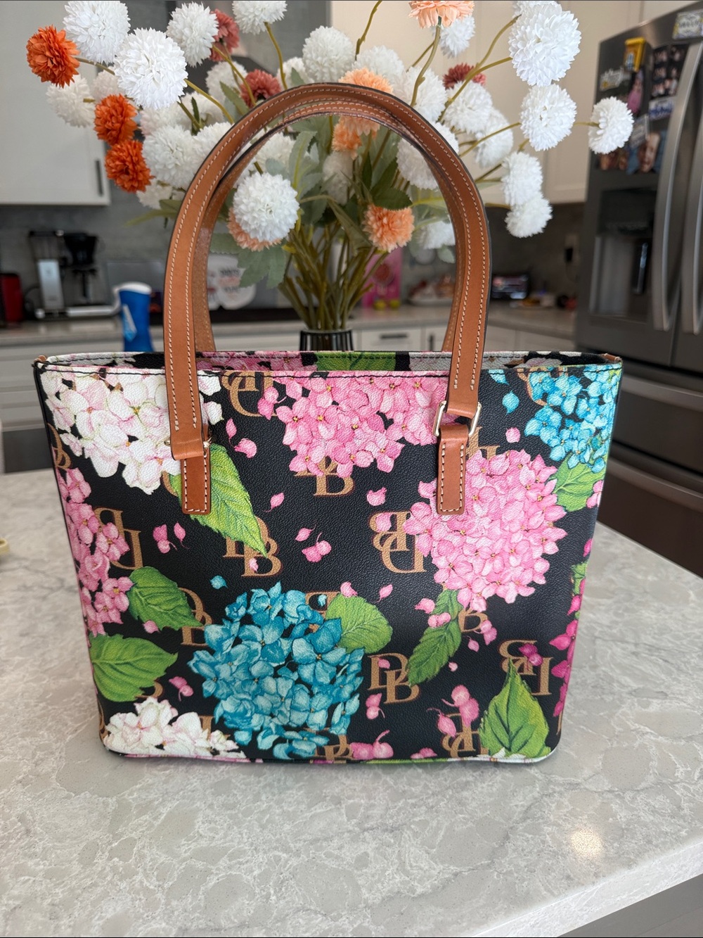 Dooney & Bourke Hydrangea Monogram Miller Shopper Tote - Picture 2 of 7